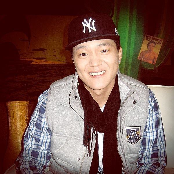 Б.Амархүүгийн нэр хүндэд халджээ